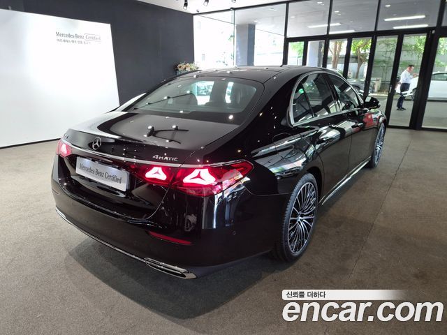 Mercedes-Benz E-Class W214 E450 4MATIC Exclusive - фото 1