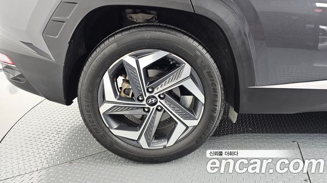 Hyundai Tucson NX4 Gasoline 1.6 Turbo 2WD Inspiration - фото 4