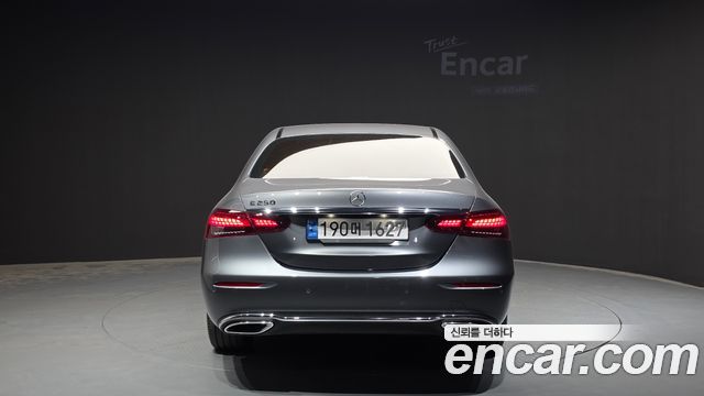 Mercedes-Benz E-Class W213 E250 Exclusive - фото 3