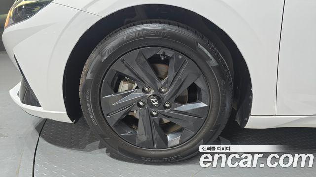 Hyundai Avante CN7, гибрид Smart - фото 4