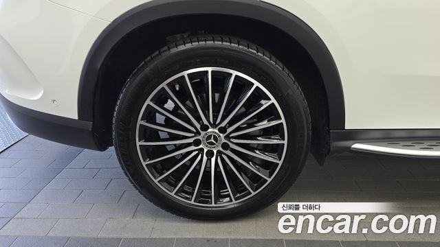 Mercedes-Benz GLC-Class X254 GLC300 4MATIC AMG Line - фото 4