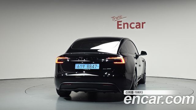 Tesla Model 3 Long Range AWD - фото 2