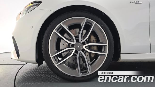 Mercedes-Benz E-Class W213 E53 AMG 4MATIC+ - фото 3