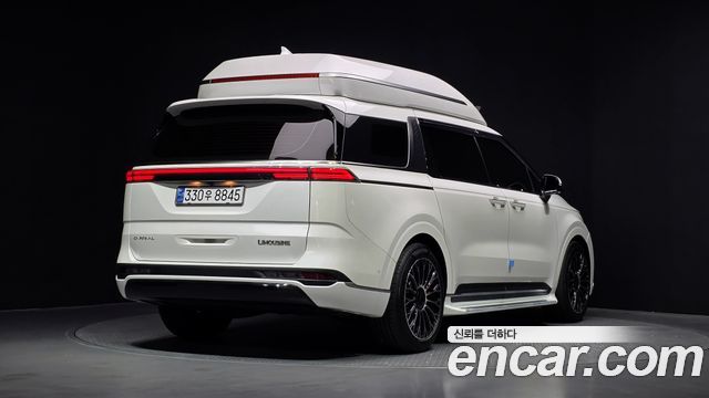 Kia Carnival 4-го поколения Gasoline 9-Seater Hi-Limousine Signature - фото 1