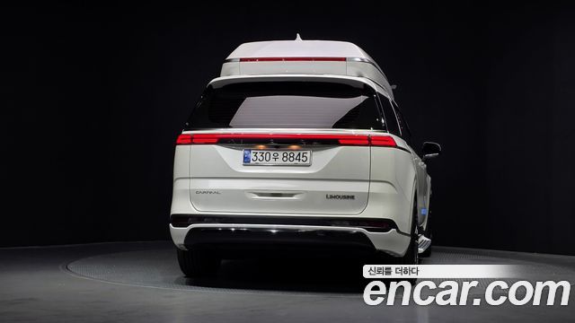 Kia Carnival 4-го поколения Gasoline 9-Seater Hi-Limousine Signature - фото 3
