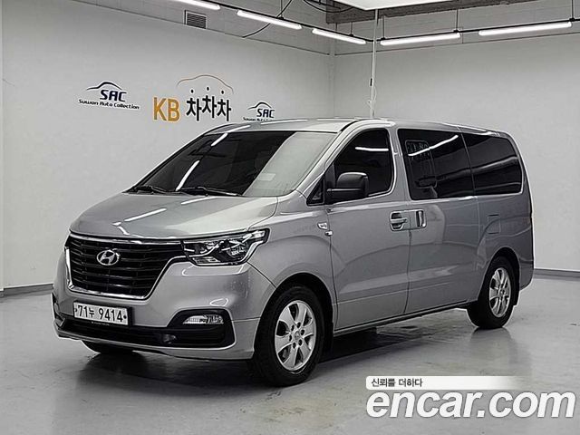 Hyundai Starex Новый Wagon 12-Seater Smart - фото 0