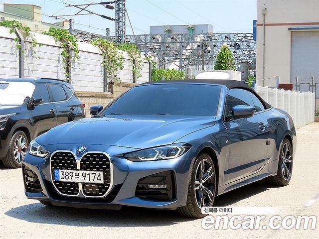 BMW 4-Series G22 420i M Sport Convertible - фото 1