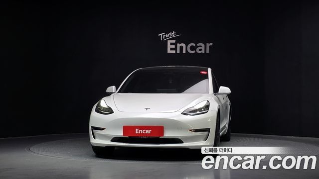Tesla Model 3 Standard Range Plue RWD - фото 2