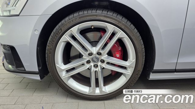 Audi S8 D5 4.0 TFSI Quattro LWB - фото 4
