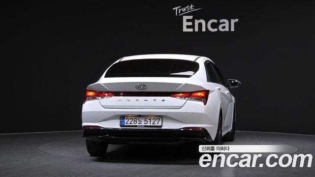 Hyundai Avante CN7, гибрид Smart - фото 3