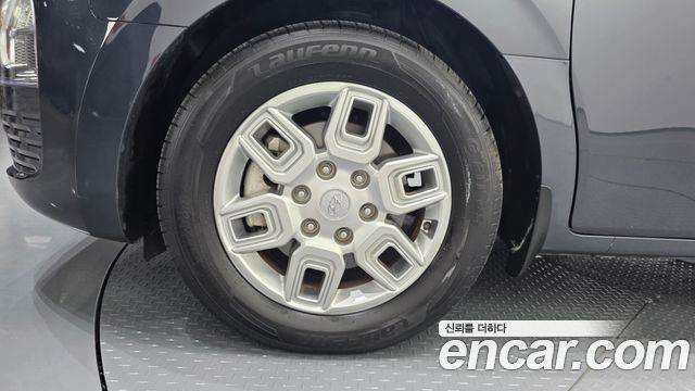 Hyundai Staria Cargo 5-Seater Modern - фото 3