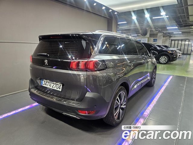 Peugeot 5008 2-го поколения 1.2 Pure Tech GT - фото 4