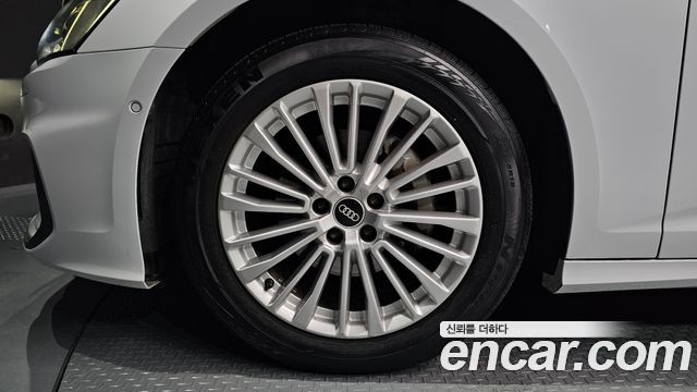 Audi A6 C8 40 TDI Quattro Premium - фото 4