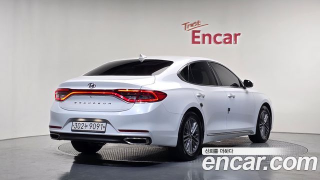 Hyundai Grandeur IG 2.4 Premium - фото 1