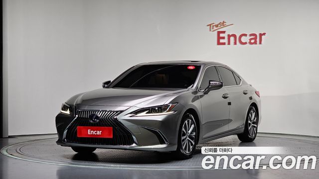 Lexus ES 7-го поколения Supreme - фото 0