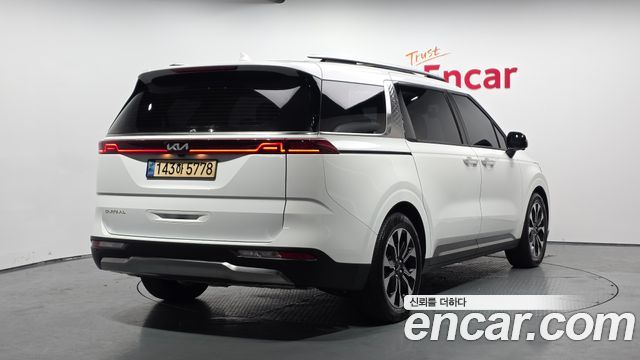 Kia Carnival 4-го поколения 7-Seater Signature - фото 1