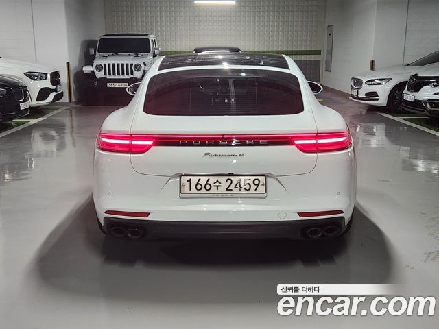 Porsche Panamera 3.0 AWD - фото 2