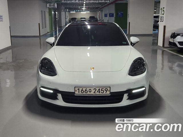 Porsche Panamera 3.0 AWD - фото 3