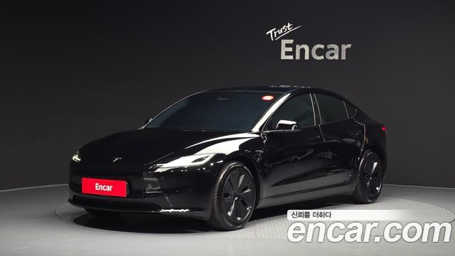 Tesla Model 3 Long Range AWD - фото 0