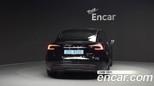 Tesla Model 3 Long Range AWD - фото 3