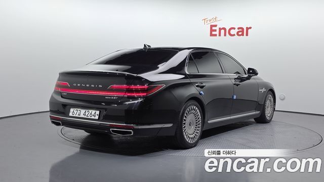 Genesis G90 3.3 T AWD Premium - фото 1