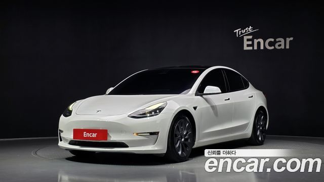 Tesla Model 3 Long Range AWD - фото 0