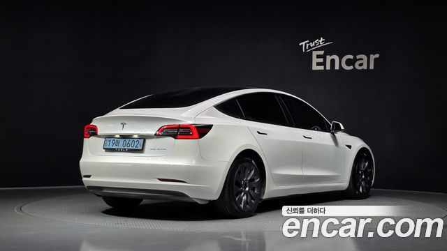 Tesla Model 3 Long Range AWD - фото 1