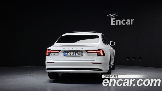 Volvo S90 B5 Ultra Bright - фото 3