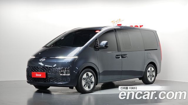 Hyundai Staria Tourer 11-Seater Modern - фото 0