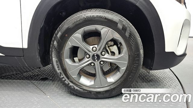 Kia Seltos Новый Gasoline 2.0 2WD Prestige - фото 3