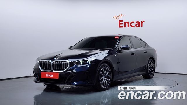 BMW 5-Series G60 523d M Sport - фото 0