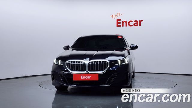 BMW 5-Series G60 523d M Sport - фото 2