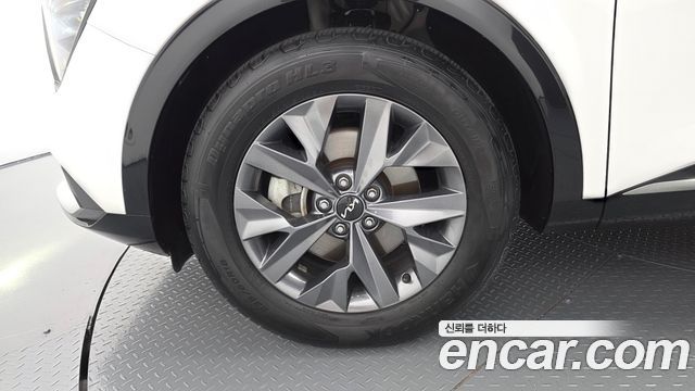 Kia Sportage 5-го поколения Gasoline 1.6 Turbo 2WD Signature - фото 4