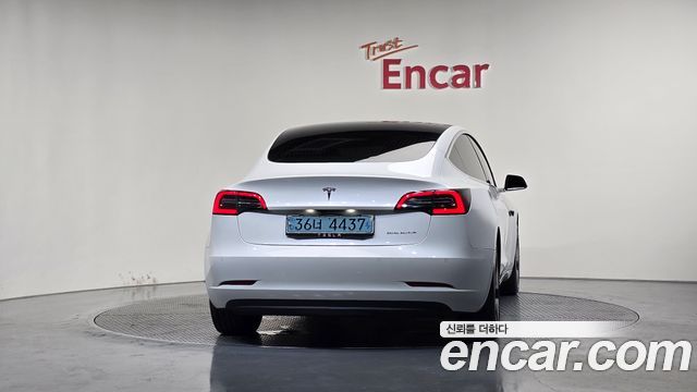 Tesla Model 3 Long Range AWD - фото 3