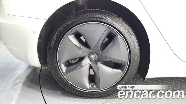 Tesla Model 3 Long Range AWD - фото 4
