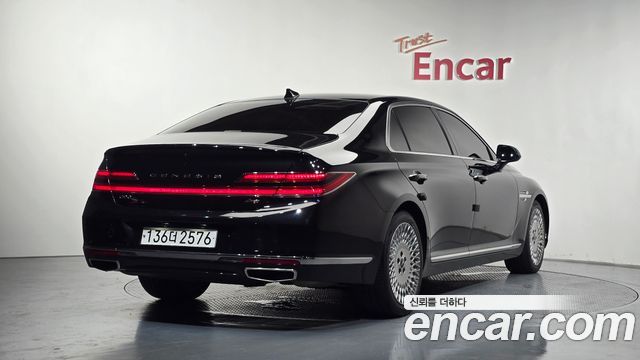 Genesis G90 3.8 AWD Luxury - фото 1