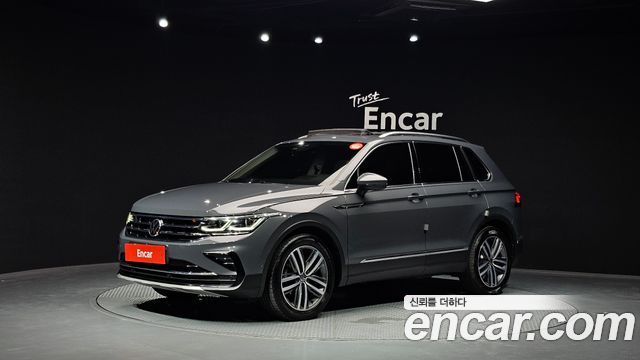 Volkswagen Tiguan 2-го поколения 2.0 TDI Prestige - фото 0