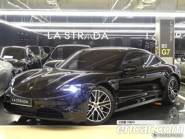 Porsche Taycan Base - фото 1
