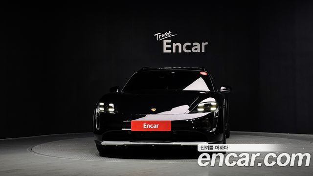 Porsche Taycan 4S Cross Turismo - фото 2