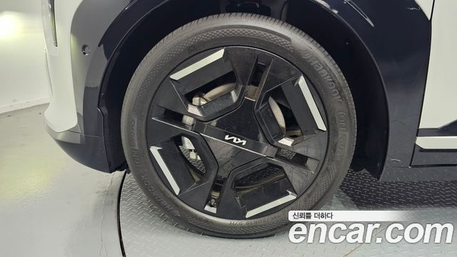 Kia EV3 Long Range 2WD GT Line - фото 4