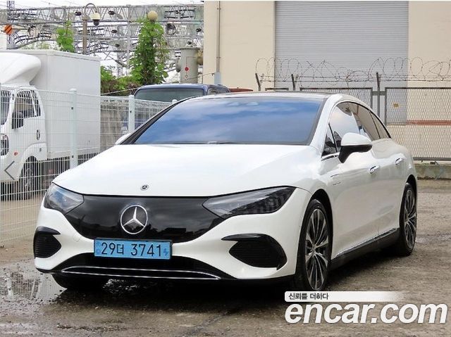 Mercedes-Benz EQE V295 EQE350+ - фото 1
