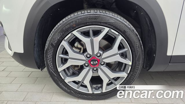 Kia Seltos Gasoline 1.6 Turbo 2WD Signature - фото 4