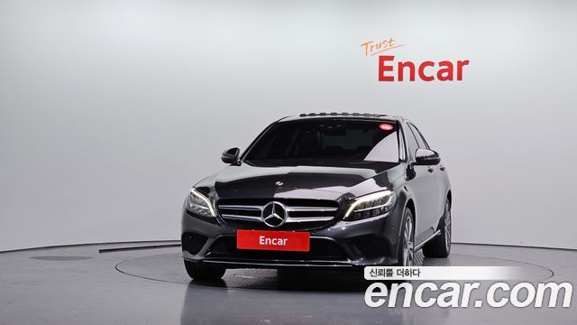 Mercedes-Benz C-Class W205 C220 d 4MATIC - фото 2