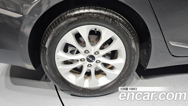 Kia K8 2.5 Gasoline 2WD Noblesse Light - фото 4