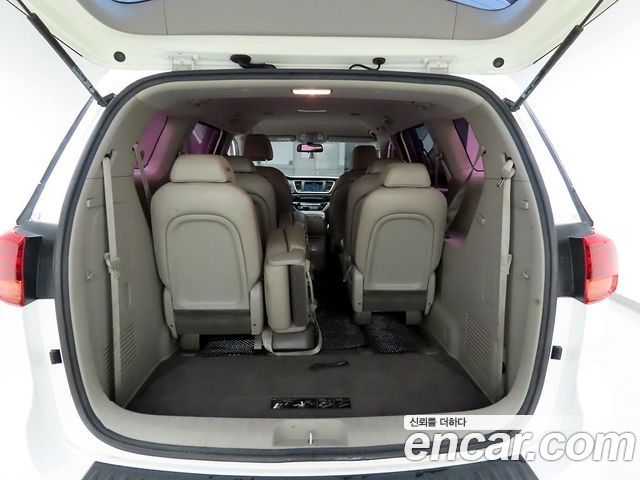 Kia Carnival Новый 11-Seater Deluxe - фото 4