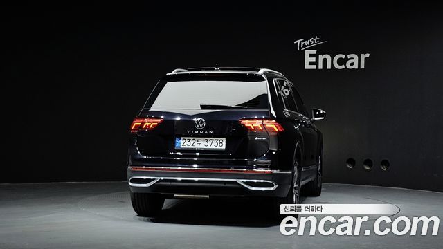 Volkswagen Tiguan 2-го поколения 2.0 TDI 4Motion Prestige - фото 3