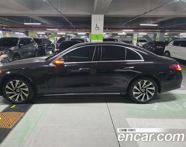 Mercedes-Benz E-Class W214 E300 4MATIC Exclusive - фото 3