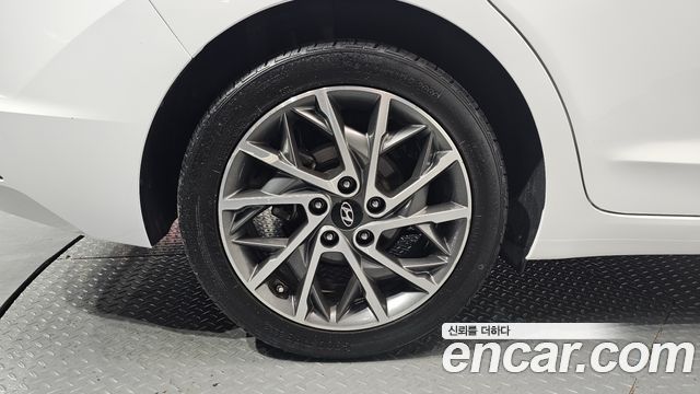 Hyundai Avante Новый AD 1.6 Smart Choice - фото 4