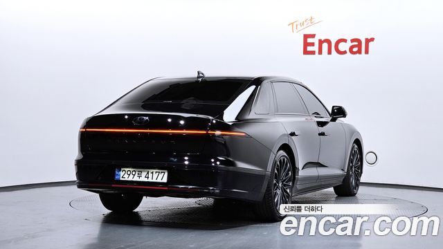 Hyundai Grandeur GN7, гибрид Calligraphy - фото 1