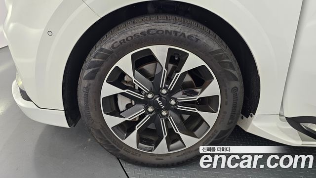 Kia Carnival 4-го поколения Gasoline 9-Seater Hi-Limousine Signature - фото 4